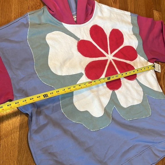 Free People Clover Sweatshirt Size Medium NWT - Picture 11 of 16